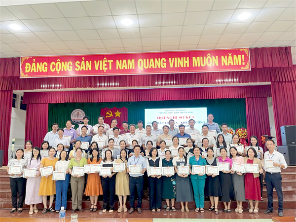 Hình ảnh tại trường30