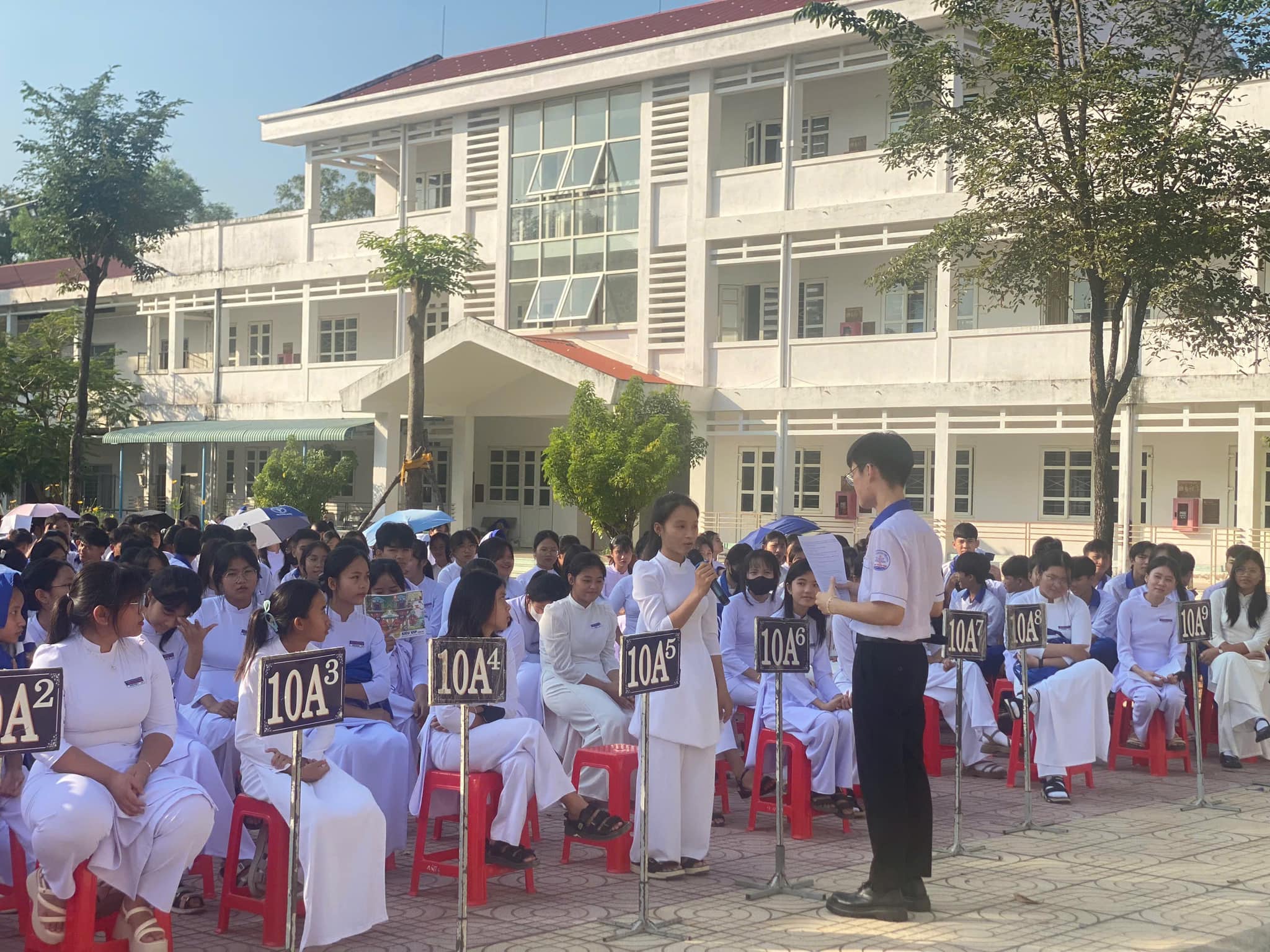 Trường THPT Hàm Thuận Nam tổ chức ngoại Khóa Tiếng Anh